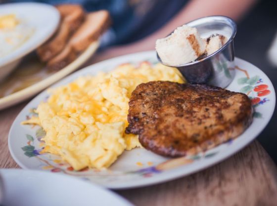 Le Petit Marche breakfast and brunch Kirkwood